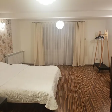 Guest house Rodzinna *